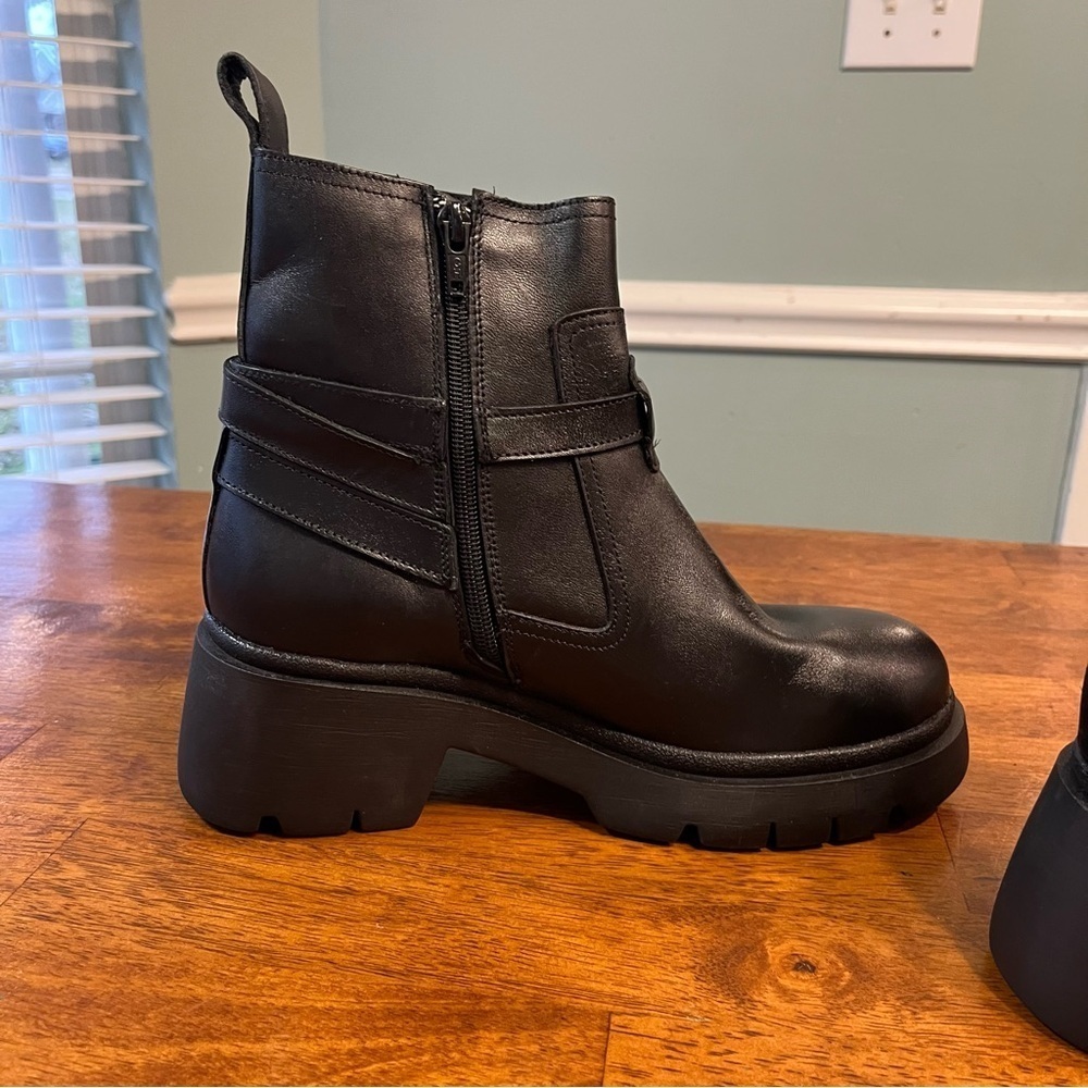 New Steve Madden Women's Colletta Ankle Boot size 8 - Picture 4 of 9